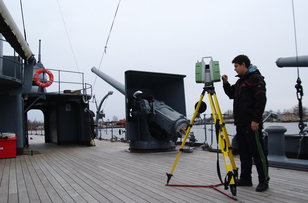 Laser scanning of the "Aurora" cruiser